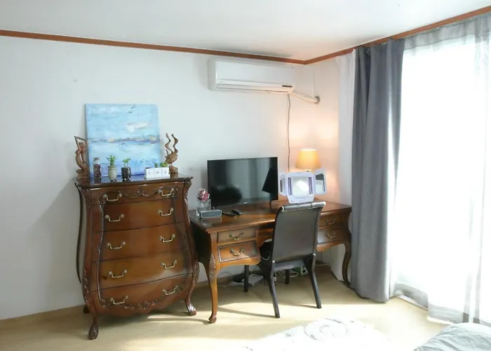 Affittacamere Refee House 3*