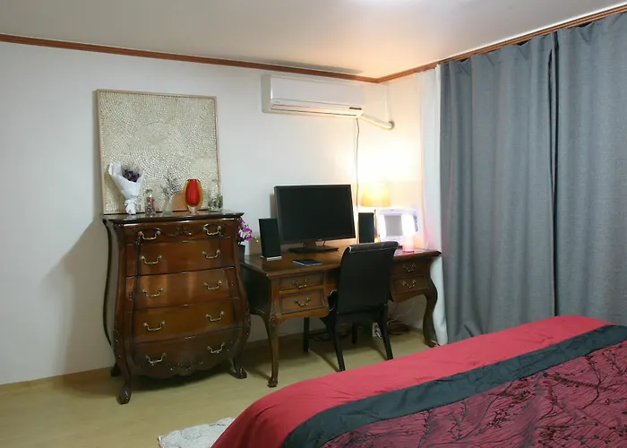 Refee House Affittacamere 3*
