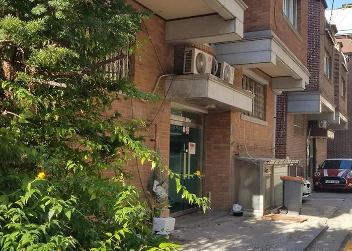 Refee House Affittacamere 3*